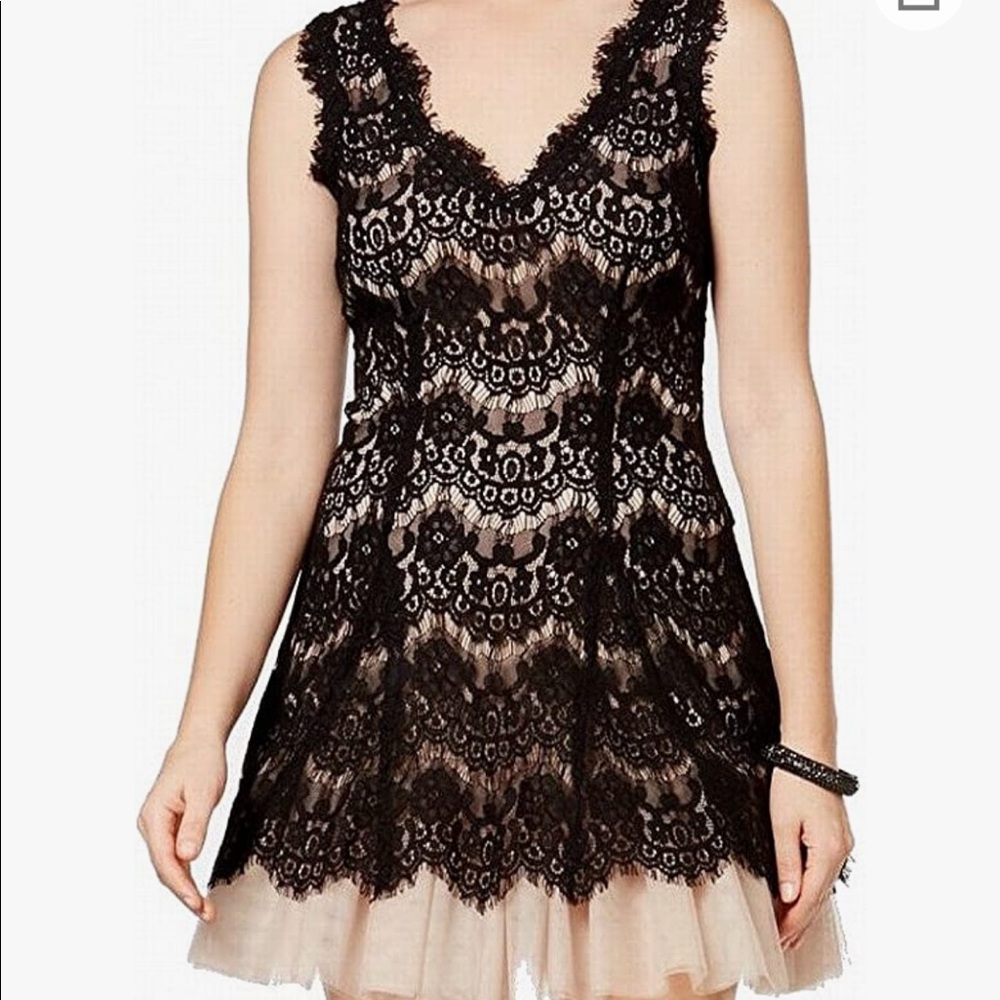 Betsy & Adam Lace-Overlay Tulle A-Line Dress